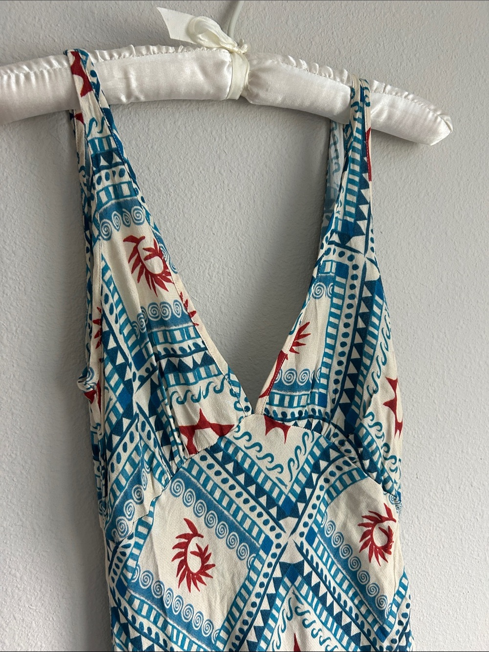VRG GRL Sleeveless Blue & White V Neck Maxi Dress with Geometric Print - Picture 8 of 15